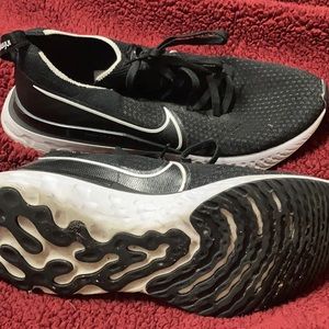 Nike Shoe Size 13